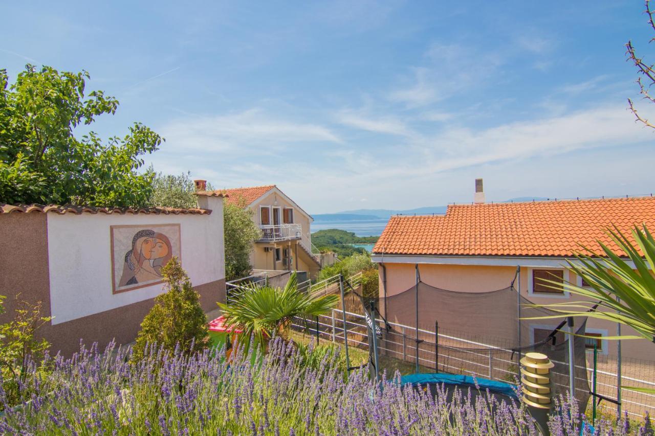 Apartmani Villa Kalinic Njivice Eksteriør bilde