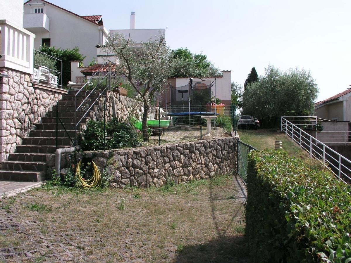 Apartmani Villa Kalinic Njivice Eksteriør bilde