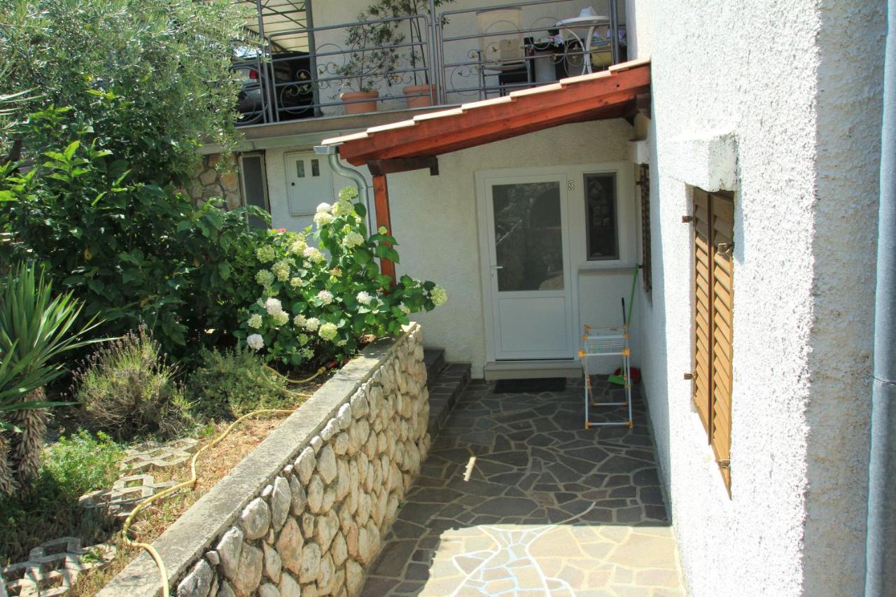 Apartmani Villa Kalinic Njivice Eksteriør bilde